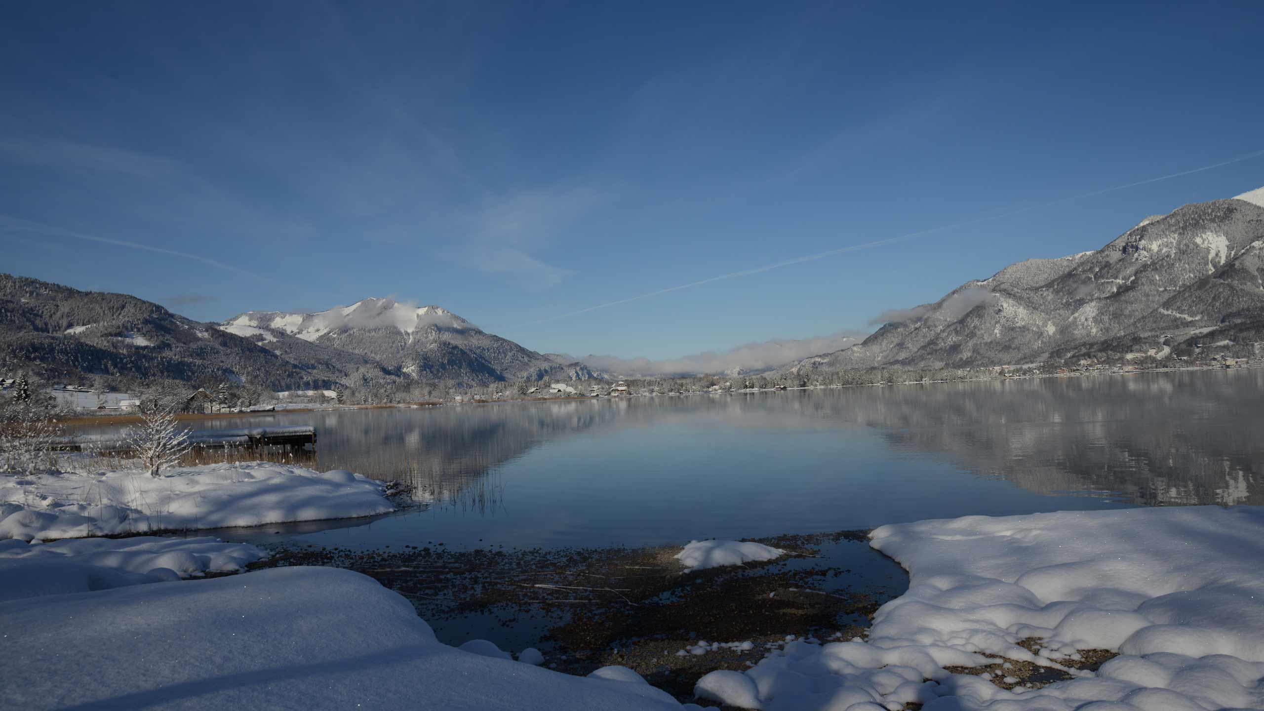 Lake Wolfgang in winter