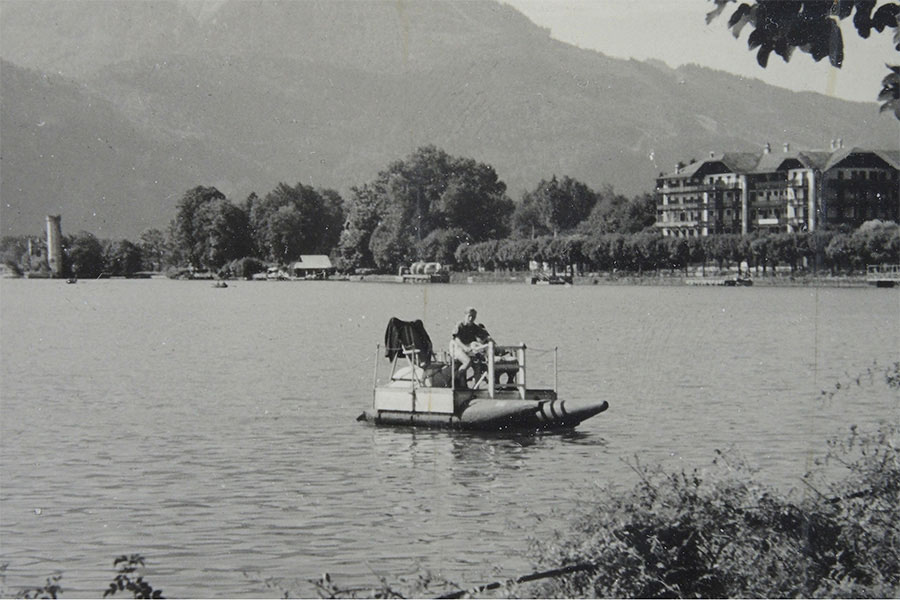 Lake Wolfgang at once